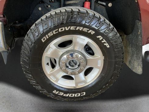 Used 2010 Ford F250 4x4 Crew Cab Super Duty image 29