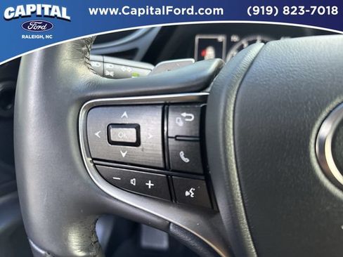 Used 2022 Lexus ES 350 Ultra Luxury w/ Accessory Package 2 FWD image 22