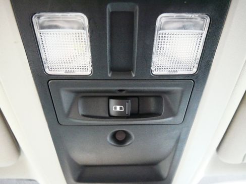 Used 2017 RAM 3500 Big Horn image 32