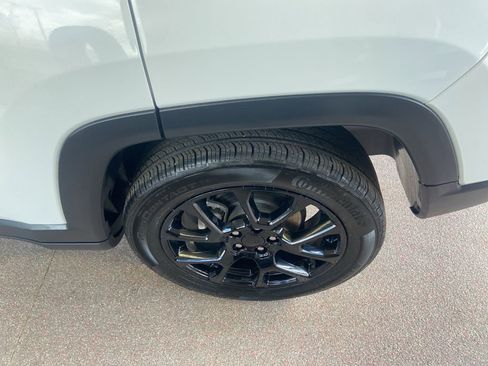 Used 2023 Jeep Compass Altitude w/ Sun and Sound Group image 10