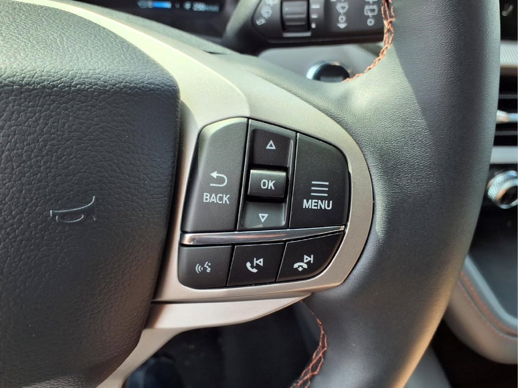 New 2026 Ford Explorer Active w/ Active Comfort Package AWD/4WD image 9
