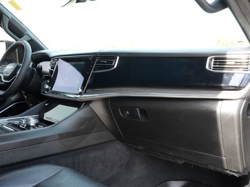 Used 2022 Jeep Wagoneer Series III w/ Premium Group I image 26