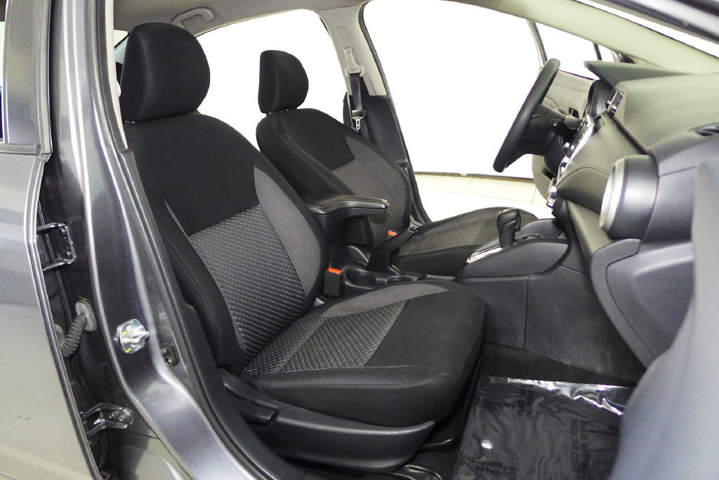 Used 2020 Nissan Versa S FWD image 18