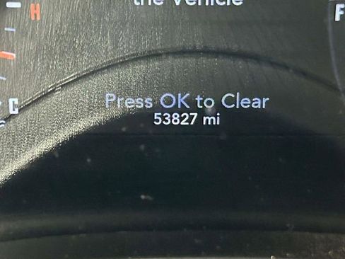 Used 2021 Dodge Challenger SXT image 22