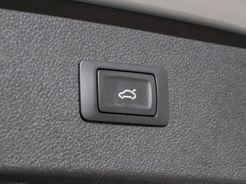 Used 2015 Audi S7 Prestige w/ Driver Assistance Package image 59