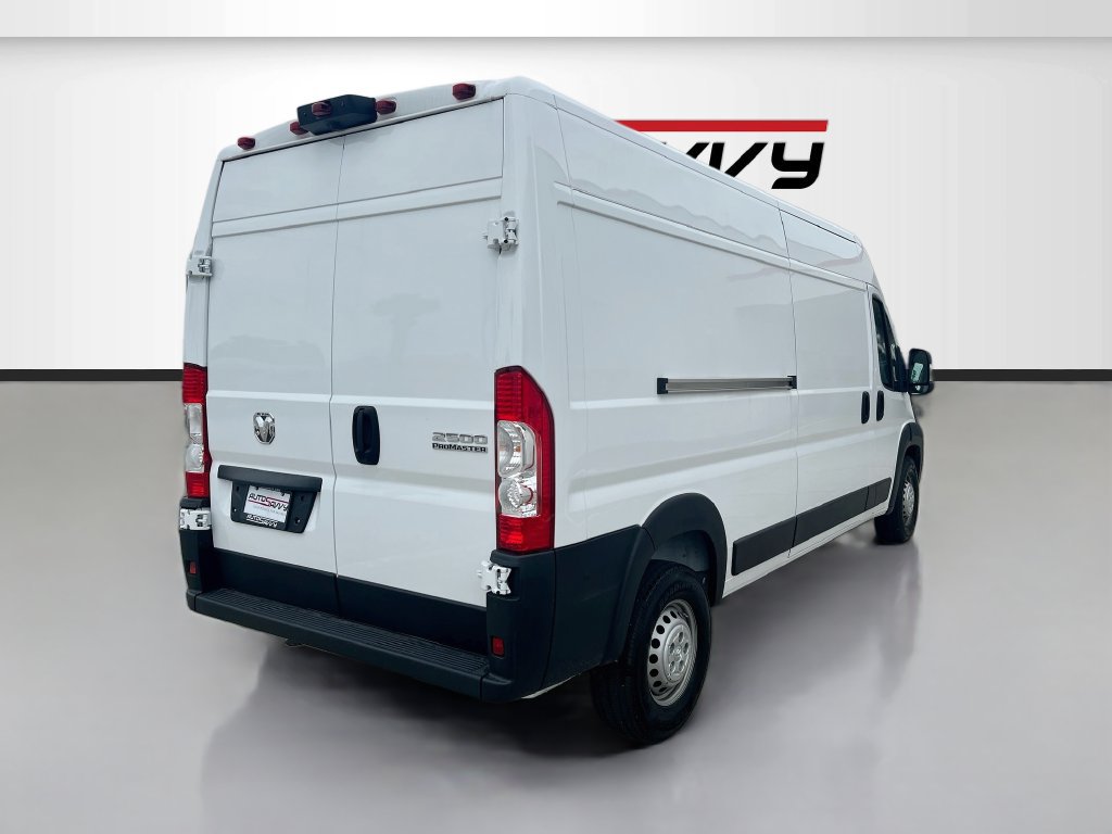 Used 2024 RAM ProMaster 2500 w/ Convenience Group FWD image 7