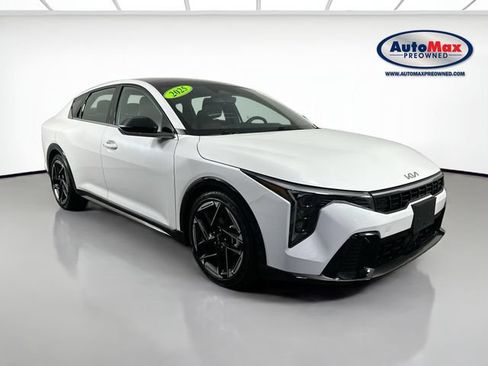 Used 2025 Kia K4 GT-Line w/ GT-Line Premium Package FWD image 1
