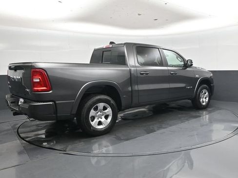New 2026 RAM 1500 4x4 Crew Cab image 21