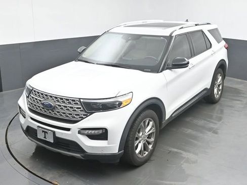Used 2021 Ford Explorer Limited w/ Equipment Group 301A AWD/4WD image 15
