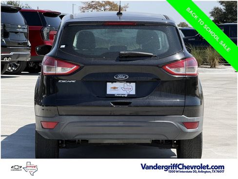 Used 2014 Ford Escape S FWD image 5