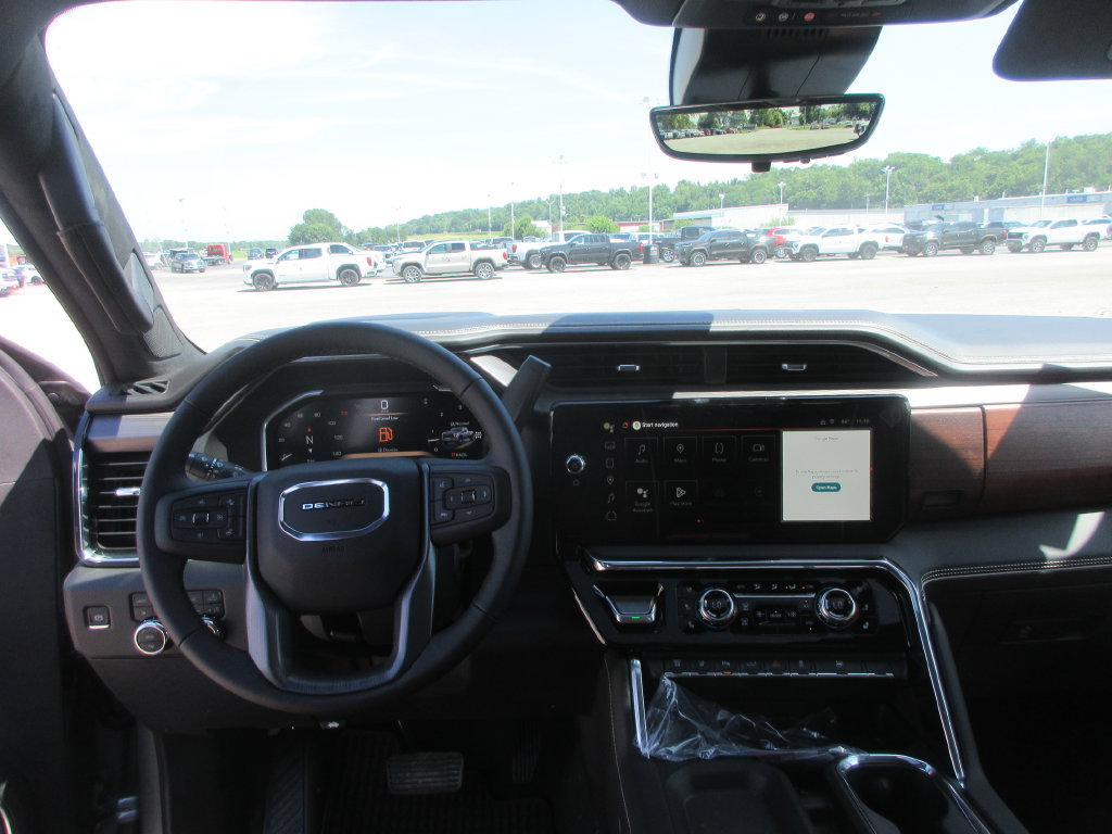New 2026 GMC Sierra 3500 Denali Ultimate AWD/4WD image 16