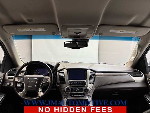 Used 2019 GMC Yukon Denali AWD/4WD image 11
