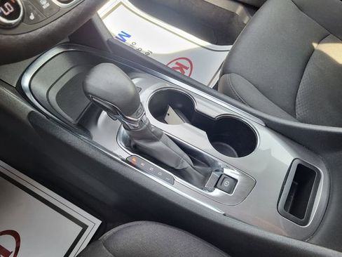 Used 2024 Chevrolet Malibu LT image 20