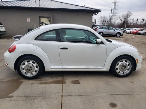 Used 2016 Volkswagen Beetle 1.8T Classic image 7