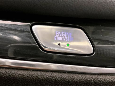 Used 2019 Buick Enclave Essence w/ Trailering Package, 5000 lbs. FWD image 31