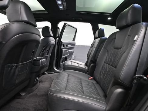 Used 2023 Kia Telluride SX X-Line AWD/4WD image 41