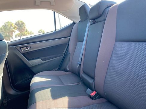 Used 2019 Toyota Corolla LE image 11