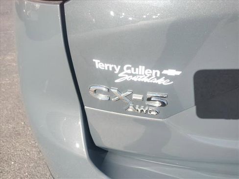 Used 2024 MAZDA CX-5 Carbon Edition image 10