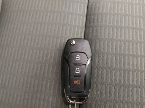 Used 2021 Ford Escape S image 32