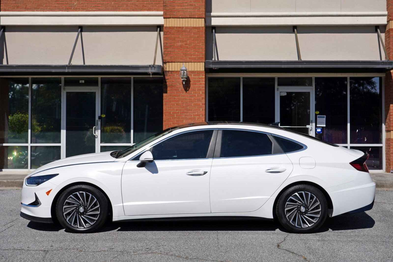 Used 2021 Hyundai Sonata Limited FWD image 48