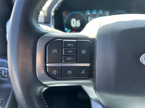 Used 2022 Ford F150 Lariat AWD/4WD image 12