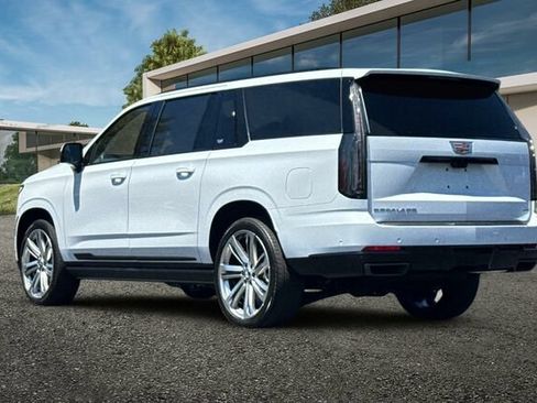 New 2026 Cadillac Escalade ESV Platinum Sport AWD/4WD image 6