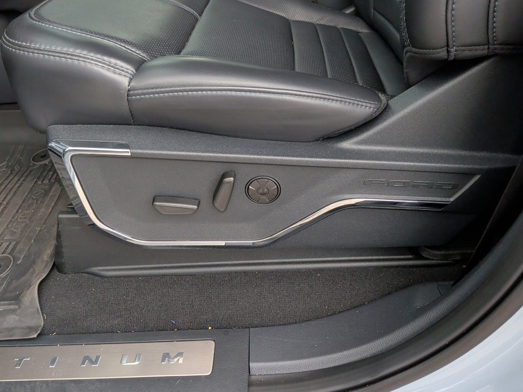 Used 2026 Ford F250 Platinum AWD/4WD image 14