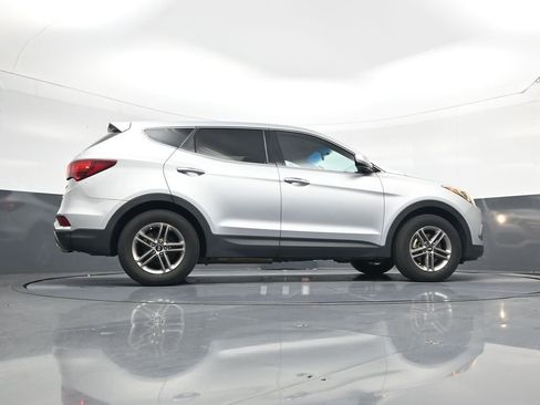 Used 2017 Hyundai Santa Fe Sport FWD image 24