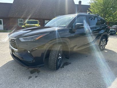 Used 2023 Toyota Highlander XLE