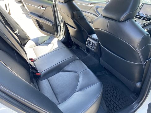 Used 2021 Toyota Camry XSE w/ Carpet Mat Package (TMS) FWD image 16