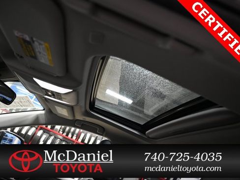 Used 2023 Toyota RAV4 XLE Premium image 20