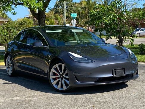 Used 2019 Tesla Model 3 Long Range image 4