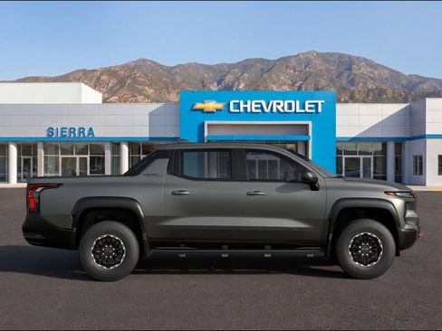 New 2026 Chevrolet Silverado EV Trail Boss AWD/4WD image 4