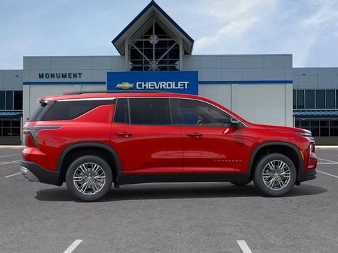 New 2027 Chevrolet Traverse LT w/ Enhanced Driving Package FWD image 5
