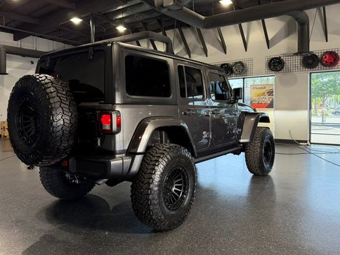 Used 2024 Jeep Wrangler Unlimited w/ Convenience Group image 27