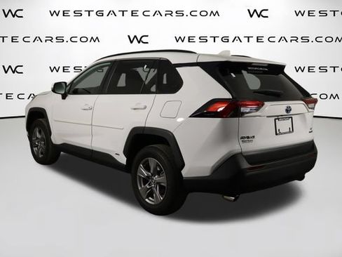 Used 2024 Toyota RAV4 LE AWD/4WD image 39
