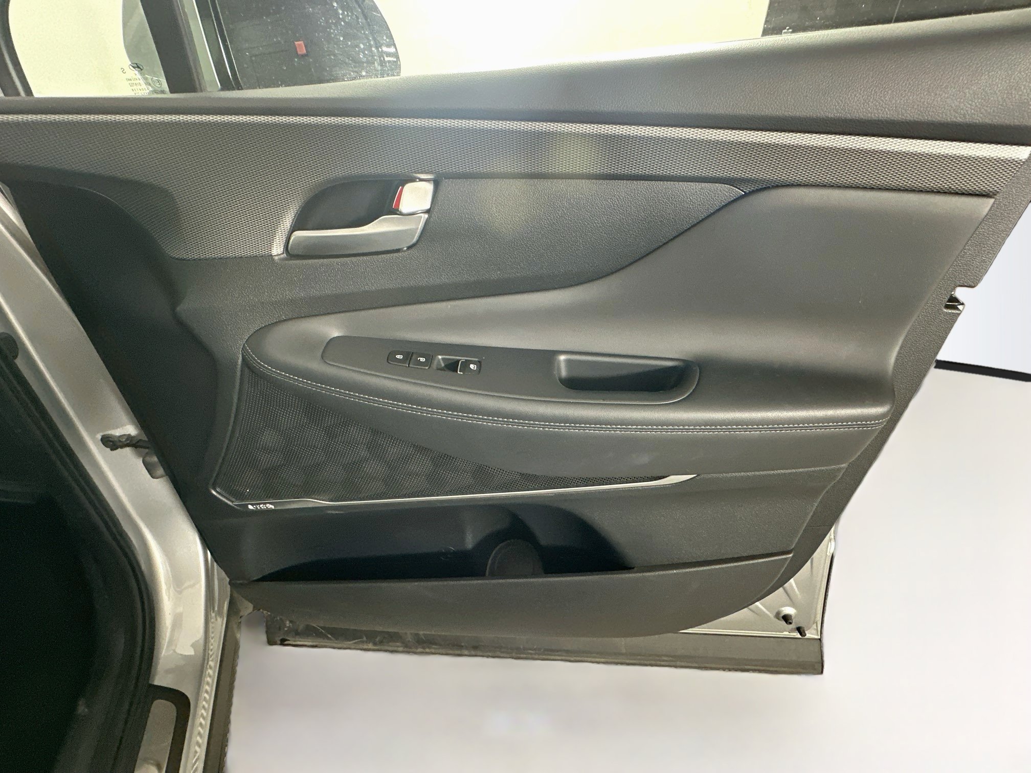 Used 2020 Hyundai Santa Fe Limited FWD image 34