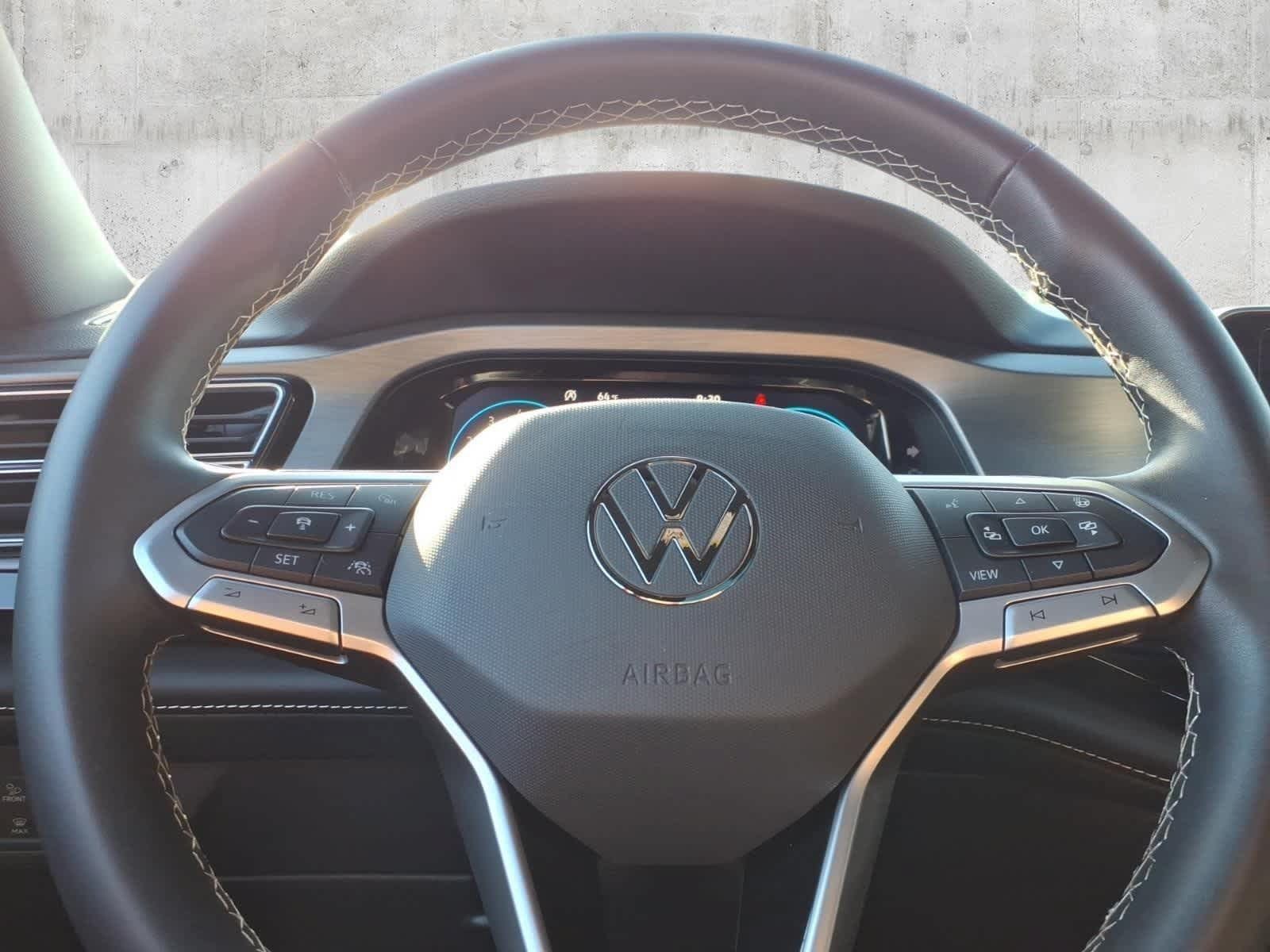 Used 2024 Volkswagen Atlas Cross Sport SE AWD/4WD image 25