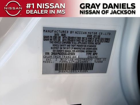 New 2025 Nissan Kicks SR w/ SR Premium Package image 21