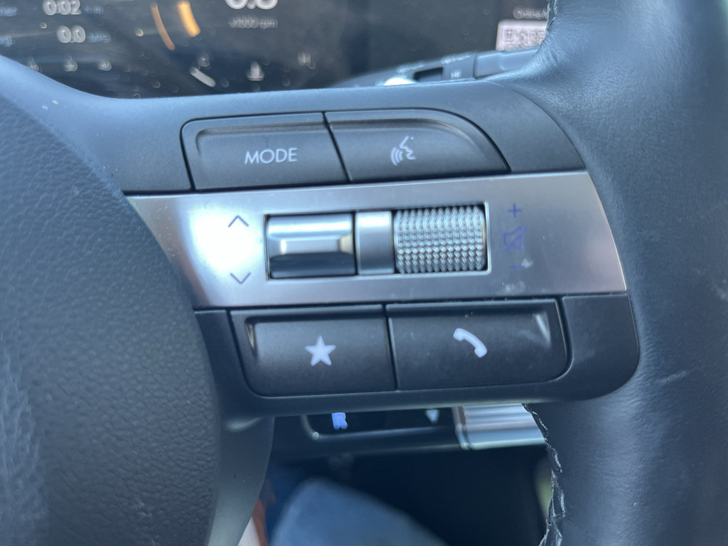 Used 2025 Hyundai Kona Limited AWD/4WD image 22