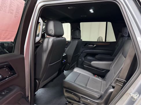 Certified 2025 GMC Yukon Denali image 38