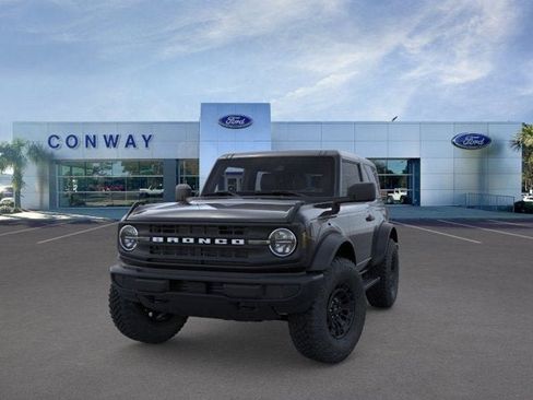 New 2026 Ford Bronco 2-Door w/ Sasquatch Package AWD/4WD image 2