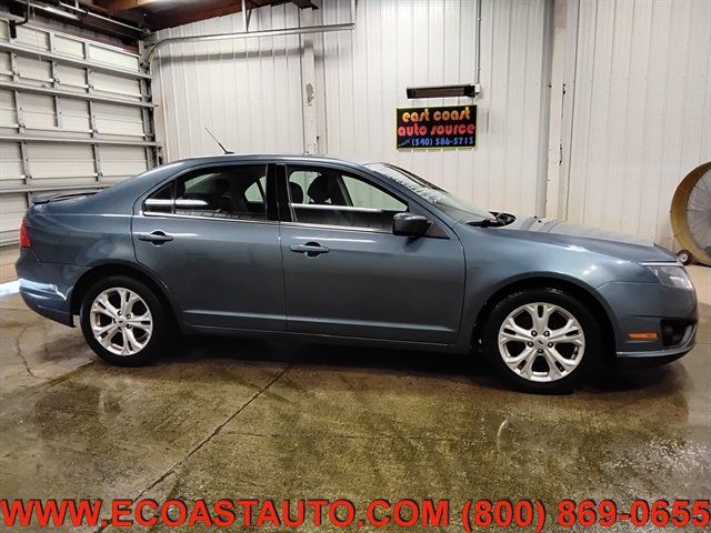 Used 2012 Ford Fusion SE FWD image 2