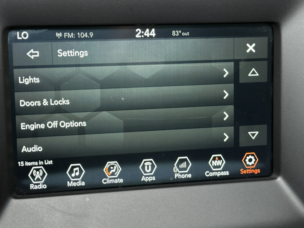Used 2019 Jeep Compass Latitude w/ Popular Equipment Group AWD/4WD image 38