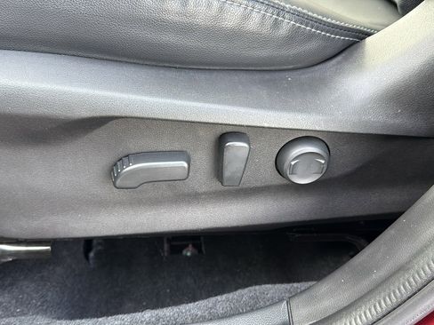 Used 2019 Subaru Forester Limited image 13