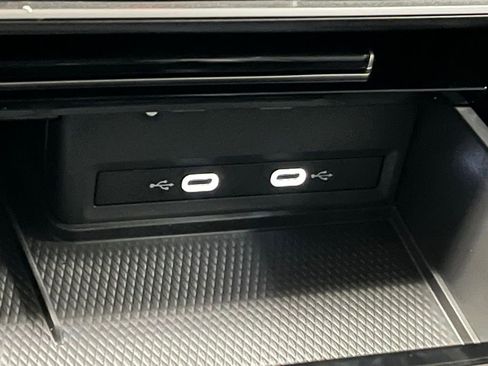 New 2026 Volkswagen Atlas Peak Edition AWD/4WD image 13