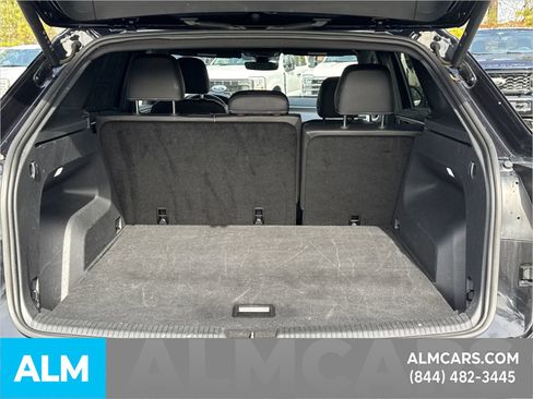 Used 2025 Volkswagen Atlas Cross Sport SE image 22