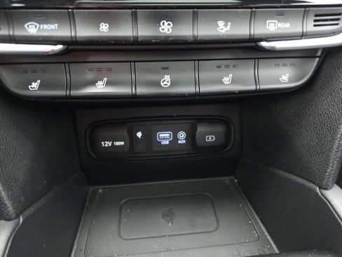 Used 2019 Hyundai Santa Fe AWD image 17