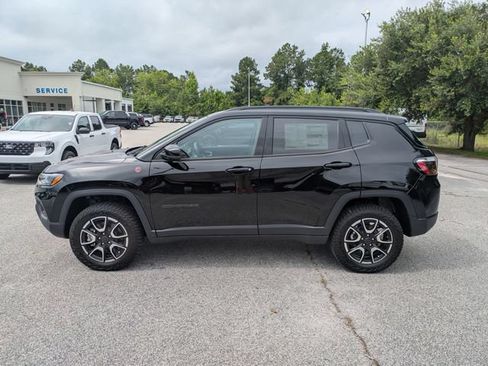 New 2026 Jeep Compass Trailhawk AWD/4WD image 6