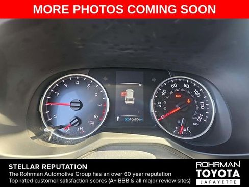 Used 2020 Toyota RAV4 LE image 7